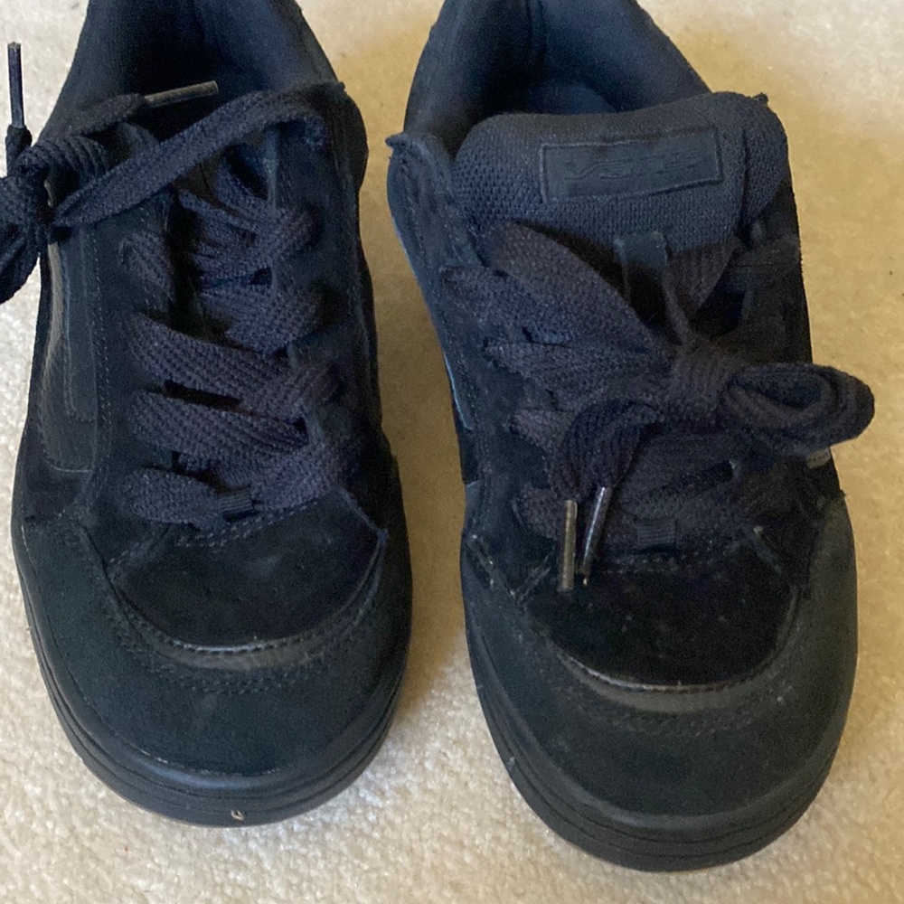 VTG  NWOT Vans Suede Platform, fat tongue, sneakers